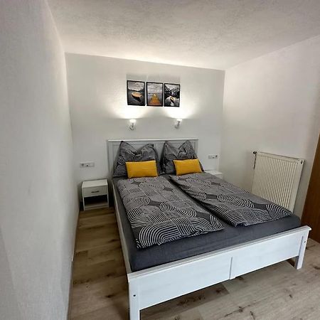 Maisonette-Apartment Mit Grosser Terrasse Im Zentrum Von بريجنتس المظهر الخارجي الصورة