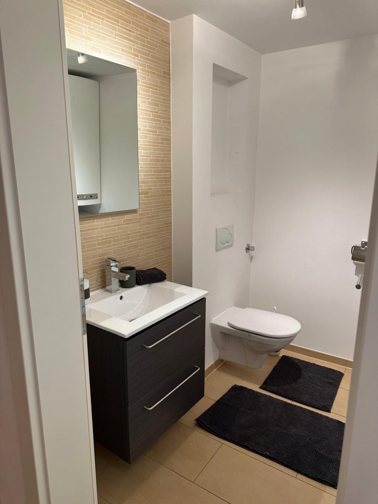 Maisonette-Apartment Mit Grosser Terrasse Im Zentrum Von بريجنتس المظهر الخارجي الصورة